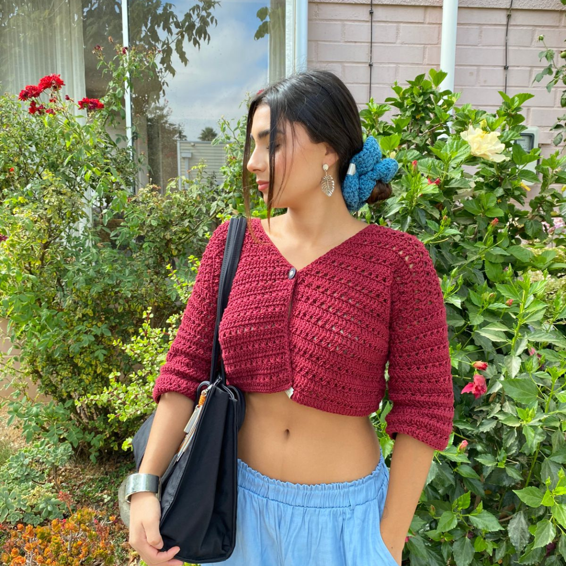 Cardi crop Lorena
