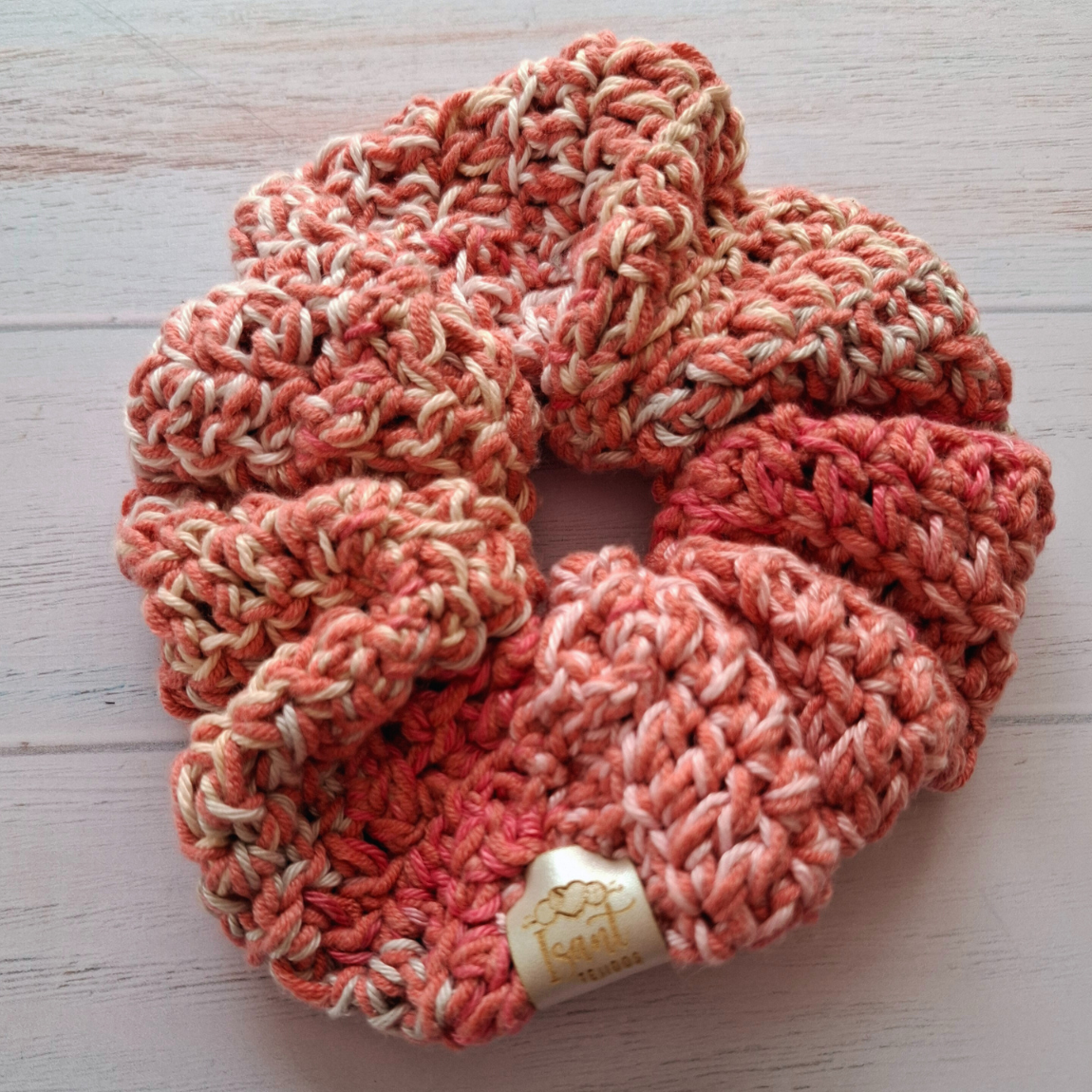 Scrunchie matizado rosa oscuro