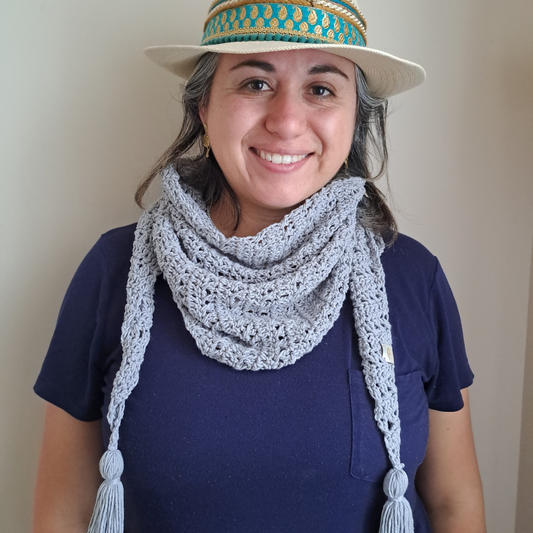 Pañoleta gris